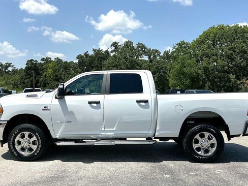 Used 2024 RAM 2500 Big Horn AWD/4WD image 12