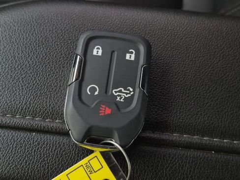 Used 2020 Chevrolet Silverado 1500 RST w/ Texas Edition image 37