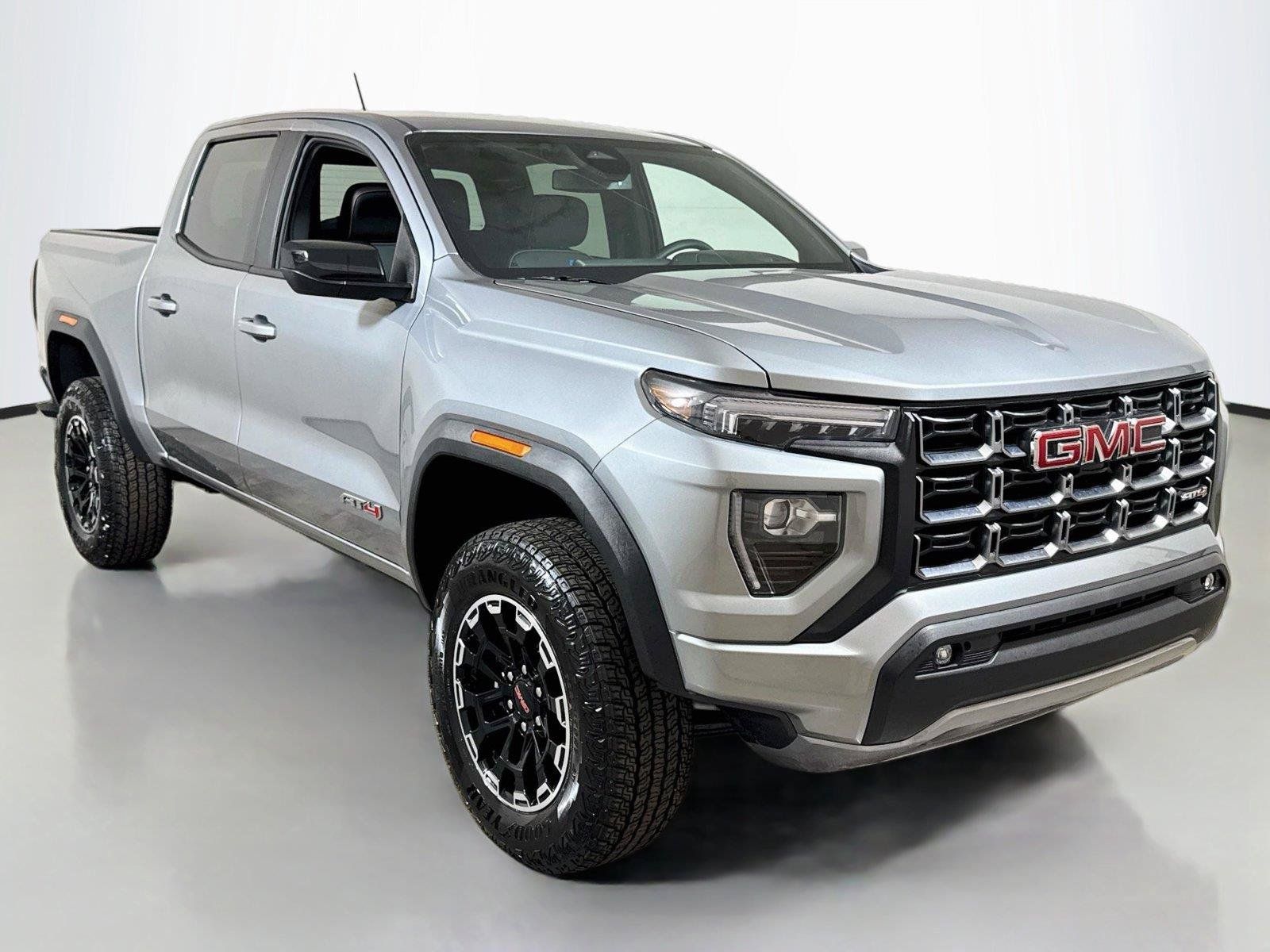 Certified 2026 GMC Canyon AT4 AWD/4WD image 3