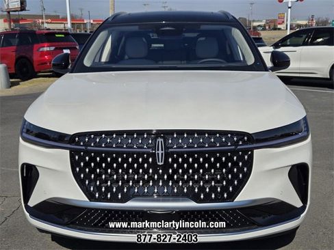 New 2026 Lincoln Nautilus Reserve image 14