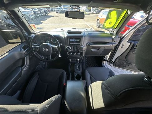 Used 2016 Jeep Wrangler Sport image 18