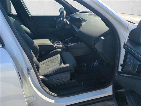 Certified 2025 BMW X3 xDrive30i w/ Premium Package AWD/4WD image 22