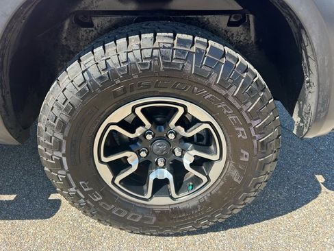 Used 2018 RAM 1500 Rebel w/ Luxury Group image 12