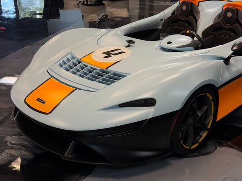 Used 2021 McLaren Elva RWD image 4
