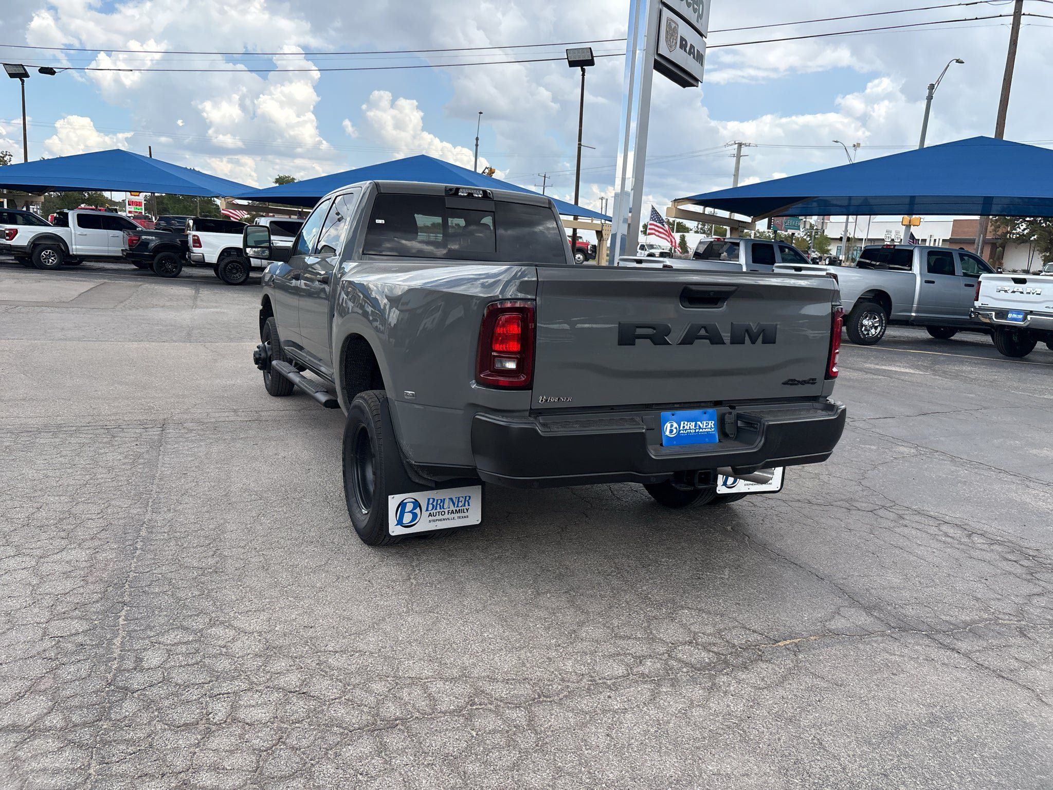 New 2027 RAM 3500 Tradesman AWD/4WD image 7
