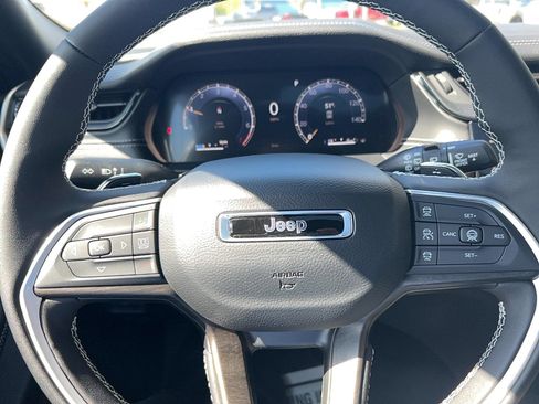 New 2026 Jeep Grand Cherokee Altitude AWD/4WD image 21
