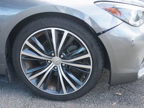 Used 2017 INFINITI Q60 3.0t w/ Cargo Package RWD image 26
