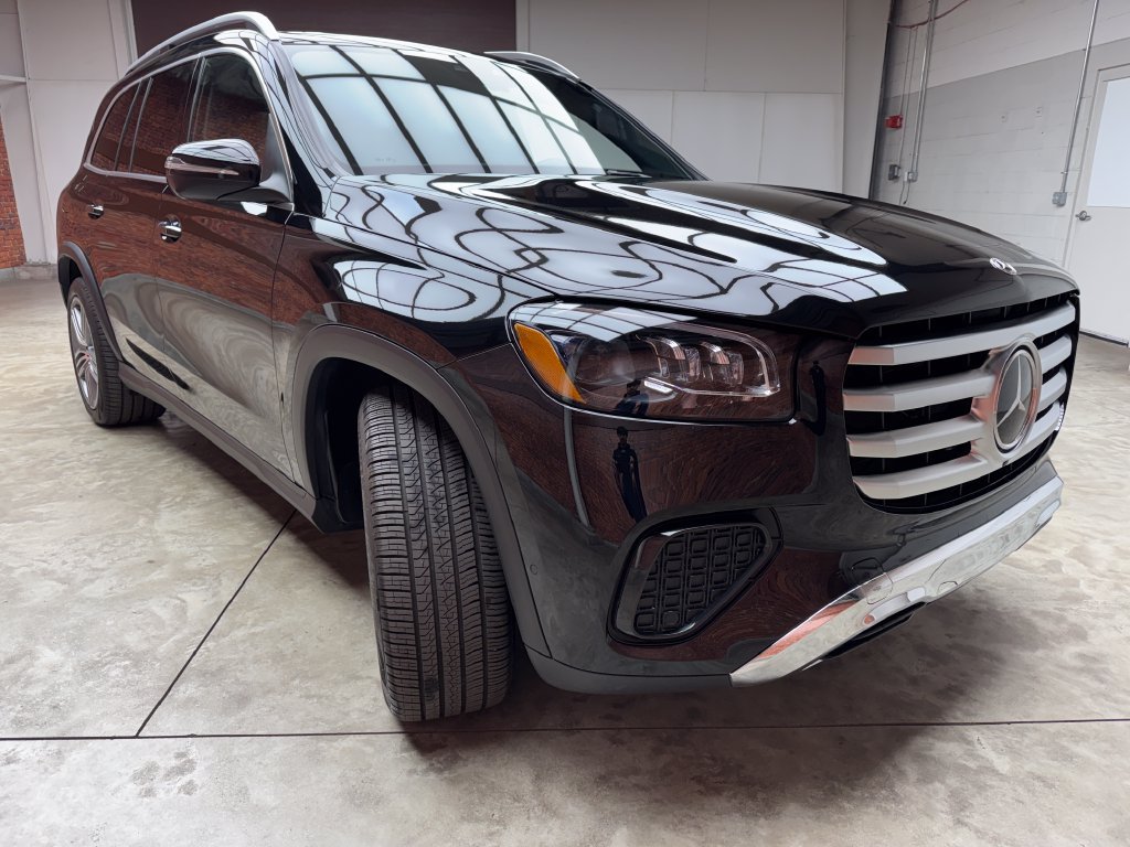 Used 2025 Mercedes-Benz GLS 450 4MATIC image 7