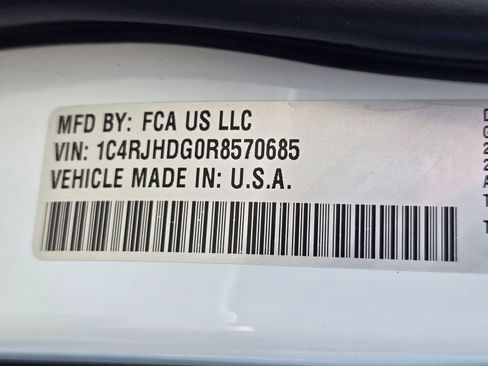 Used 2024 Jeep Grand Cherokee Overland AWD/4WD image 31