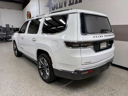 Used 2022 Jeep Grand Wagoneer Series III w/ Rear Seat Video Group 1 image 7