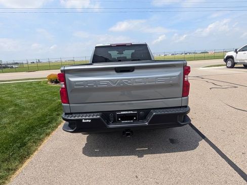 Used 2023 Chevrolet Silverado 1500 W/T w/ WT Value Package AWD/4WD image 7