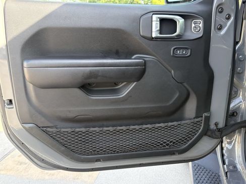 Used 2021 Jeep Wrangler Unlimited Sport AWD/4WD image 10