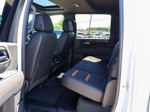 New 2026 GMC Sierra 3500 AT4 w/ AT4 Premium Plus Package AWD/4WD image 11