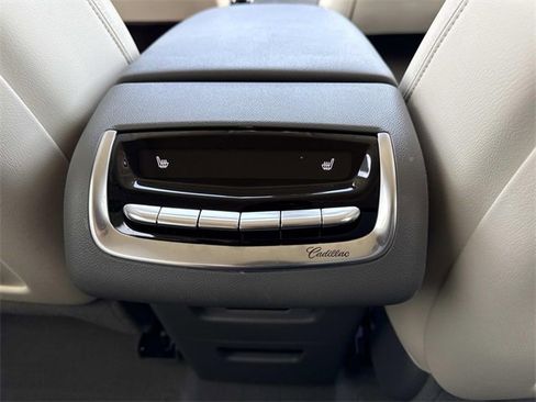 Certified 2023 Cadillac XT6 Premium Luxury w/ LPO, Floor Liner Package image 18