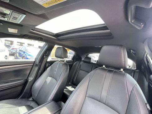 Used 2018 Honda Civic Sport Touring image 17