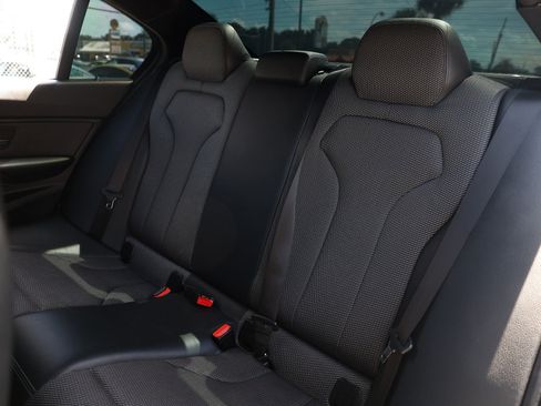 Used 2018 BMW M3 RWD image 12