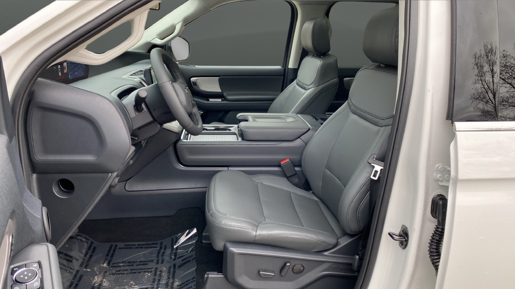 Used 2026 Ford Expedition Max Active AWD/4WD image 9