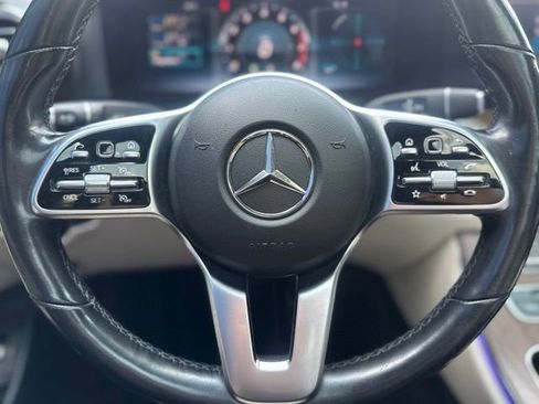 Used 2020 Mercedes-Benz E 350 4MATIC Sedan image 22