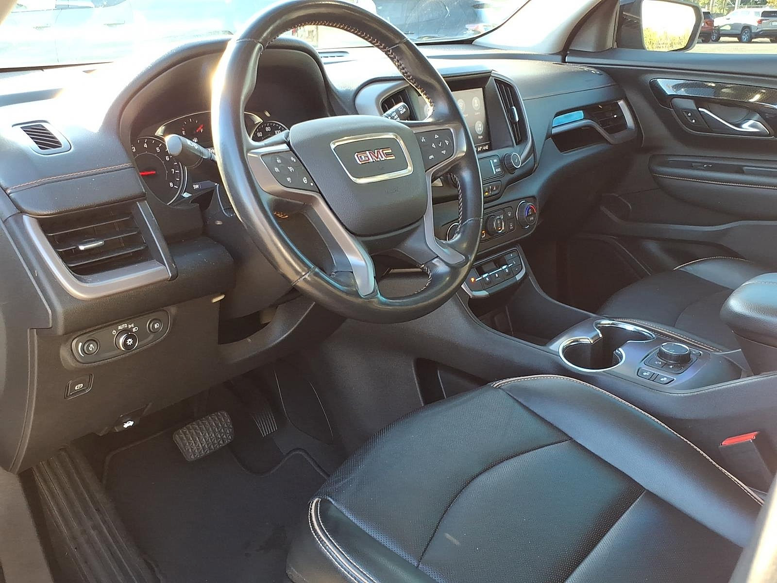 Used 2022 GMC Terrain AT4 AWD/4WD image 12