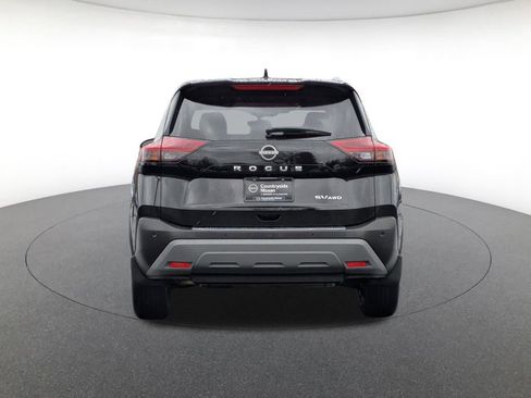 Used 2023 Nissan Rogue SV w/ SV Premium Package image 6