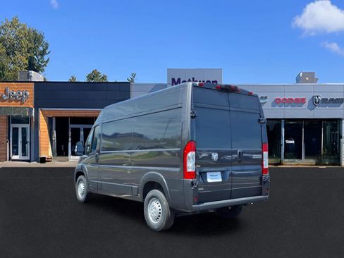 New 2026 RAM ProMaster 1500 w/ Convenience Group FWD image 4