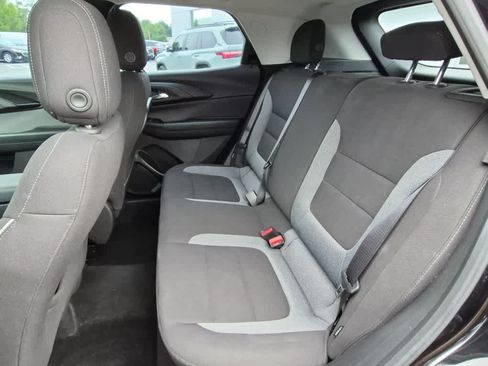 Used 2023 Chevrolet TrailBlazer LS AWD/4WD image 7