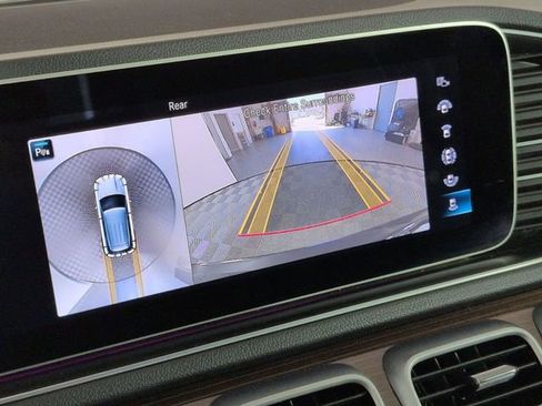 Used 2021 Mercedes-Benz GLE 450 4MATIC image 18