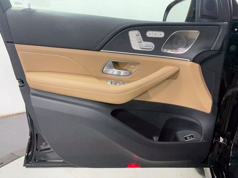 Used 2024 Mercedes-Benz GLE 580 4MATIC image 5