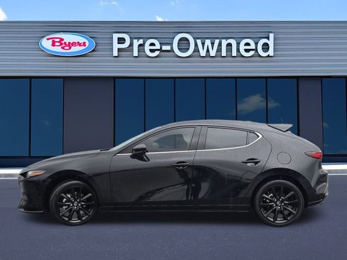 Used 2024 MAZDA MAZDA3 Hatchback w/Premium Plus Pkg image 4