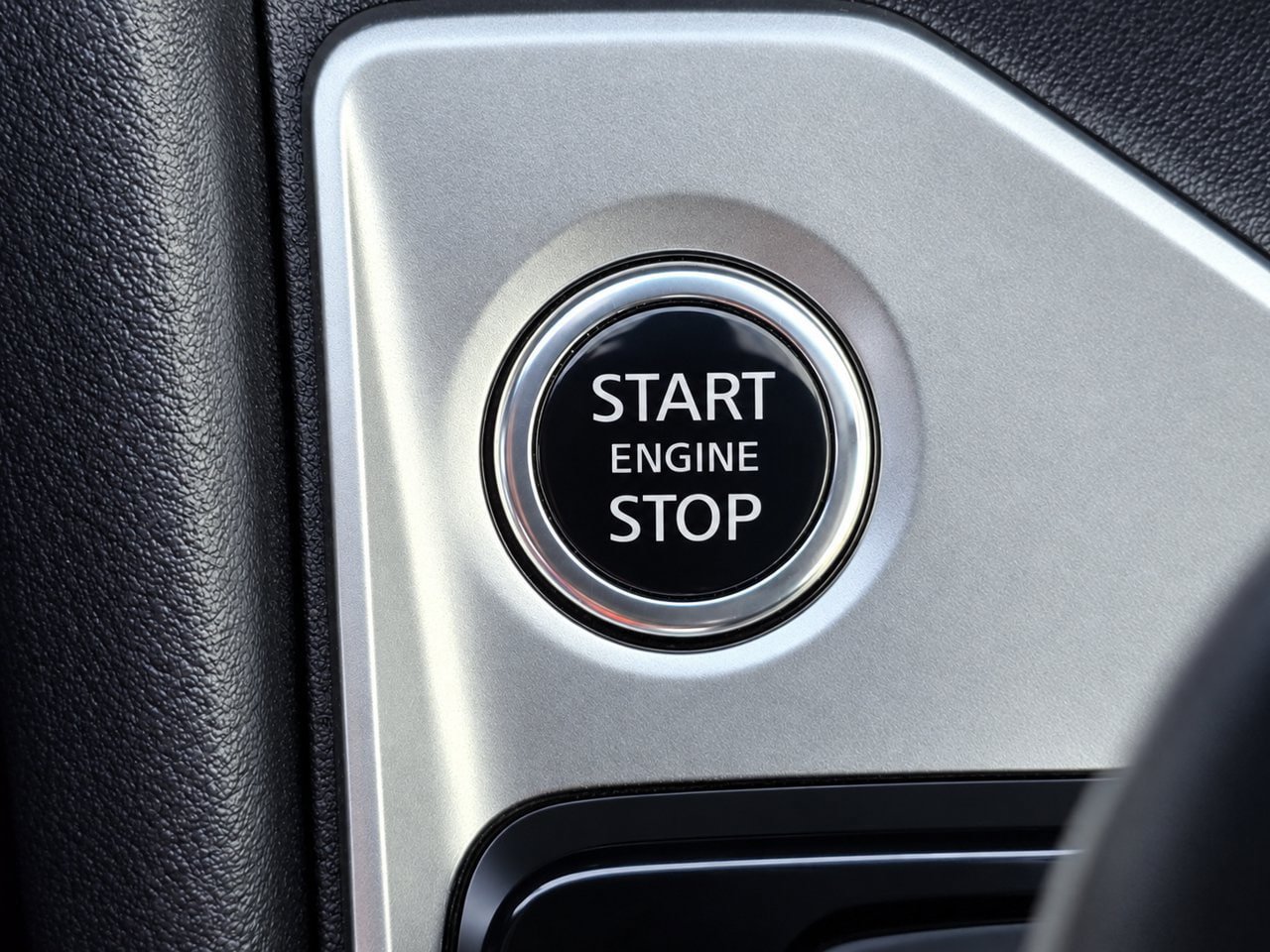 Used 2025 Nissan Altima 2.5 SV FWD image 20