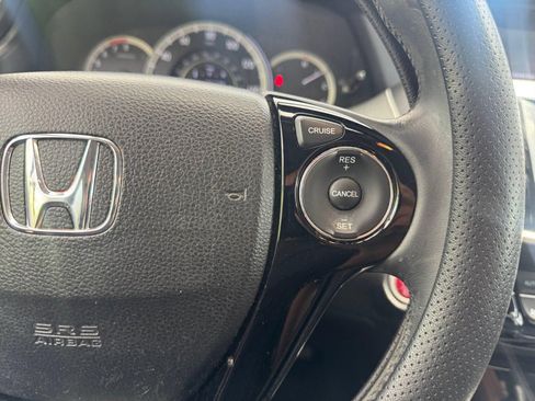 Used 2017 Honda Accord EX-L image 22