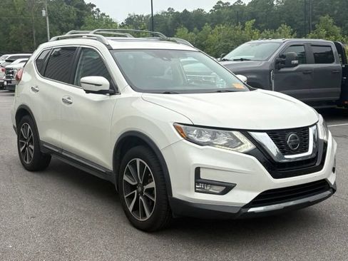 Used 2019 Nissan Rogue SL w/ Premium Package AWD/4WD image 7