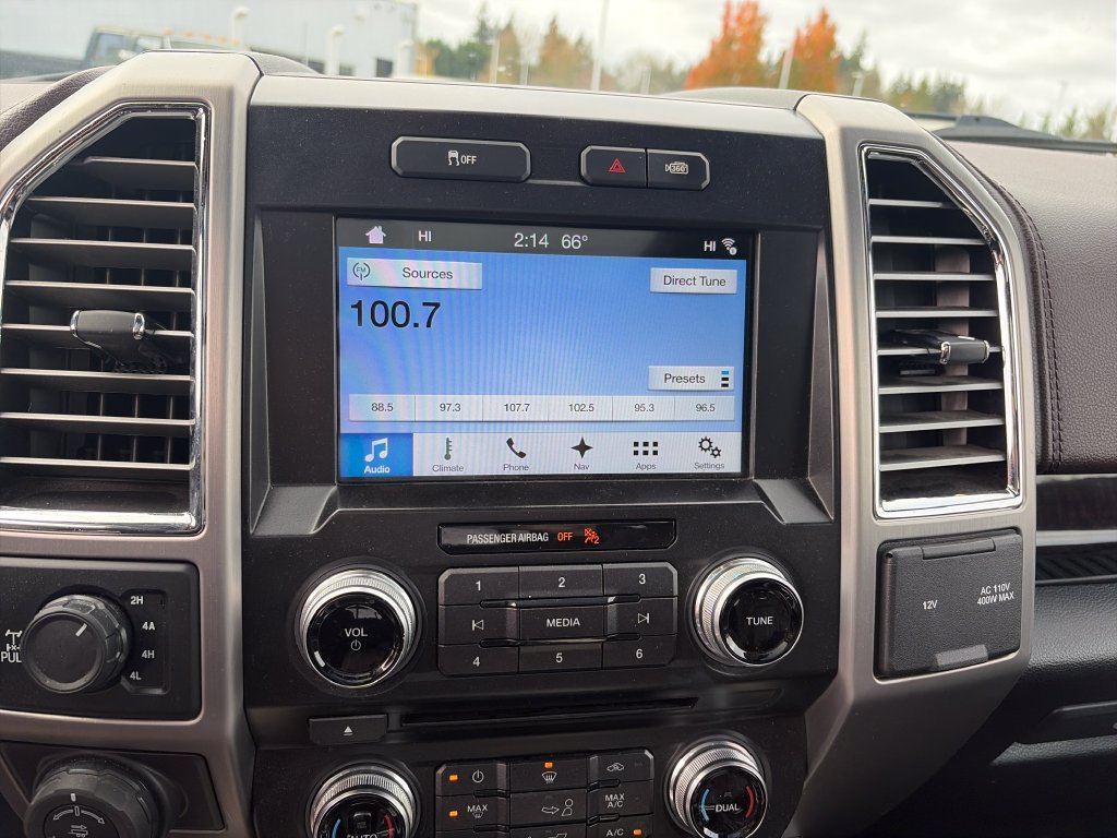 Used 2016 Ford F150 Platinum w/ Equipment Group 701A Luxury AWD/4WD image 24