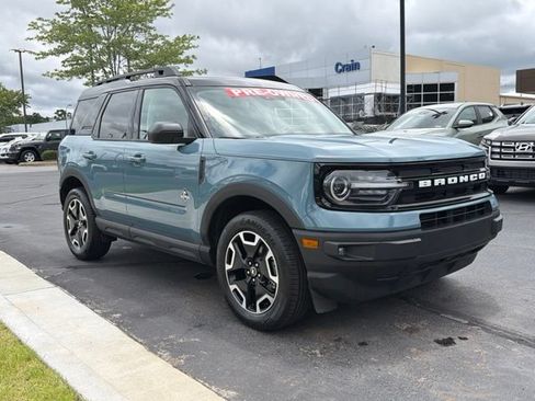 Used 2023 Ford Bronco Sport Outer Banks AWD/4WD image 2