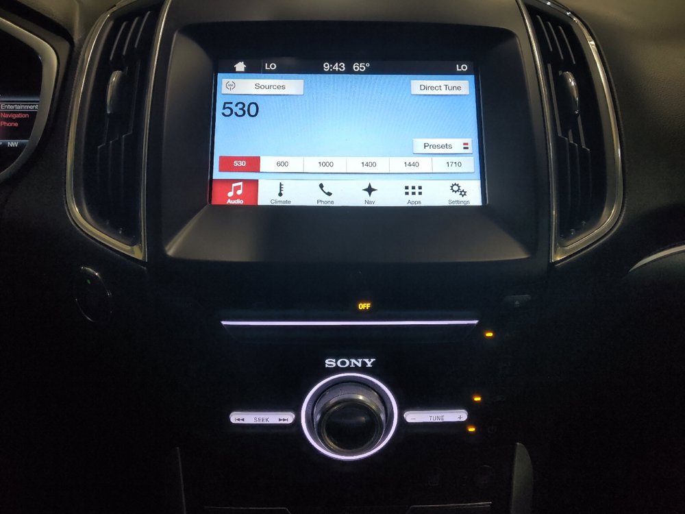 Used 2018 Ford Edge Titanium w/ Equipment Group 302A AWD/4WD image 25
