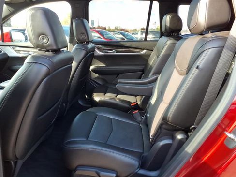 Used 2023 Cadillac XT6 Sport w/ LPO, Floor Liner Package image 6