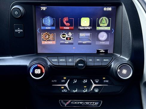 Used 2014 Chevrolet Corvette Base image 25