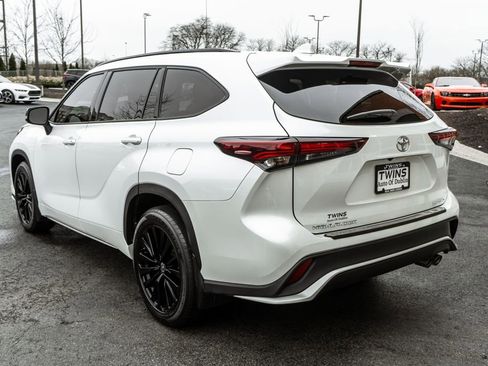 Used 2025 Toyota Highlander XSE AWD/4WD image 43