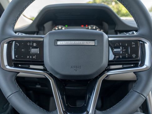 New 2025 Land Rover Discovery Sport S image 14