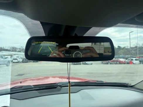 Used 2018 RAM 2500 Tradesman w/ Chrome Appearance Group image 14