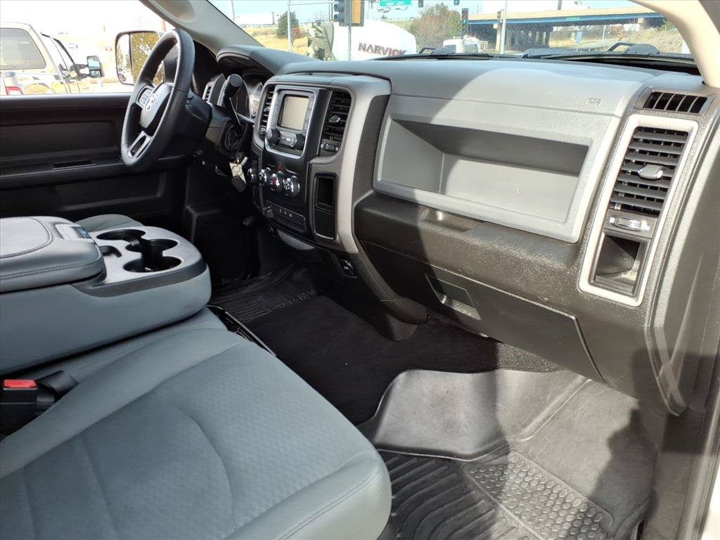 Used 2018 RAM 2500 Tradesman w/ Chrome Appearance Group AWD/4WD image 17