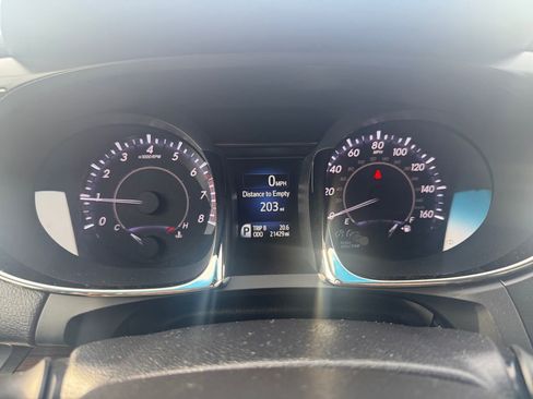 Used 2013 Toyota Avalon XLE Touring image 16