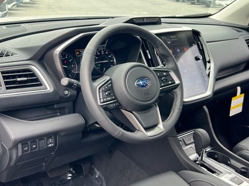 New 2025 Subaru Ascent Limited image 16
