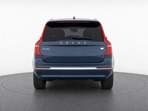 Certified 2023 Volvo XC90 T8 Ultimate w/ Lounge Package AWD/4WD image 7