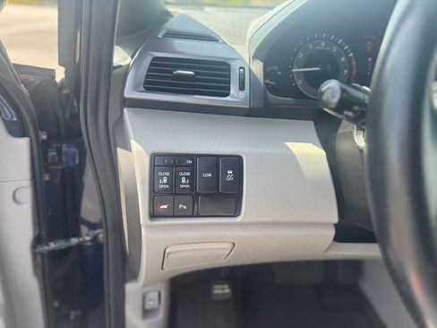 Used 2014 Honda Odyssey Touring Elite image 13