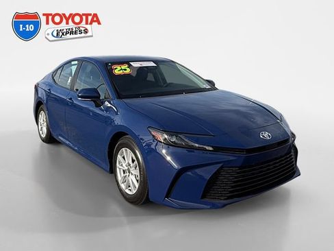 Certified 2025 Toyota Camry LE FWD image 7