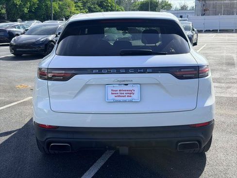 Used 2019 Porsche Cayenne AWD/4WD image 6