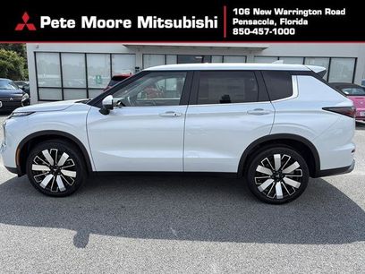 New 2025 Mitsubishi Outlander SE