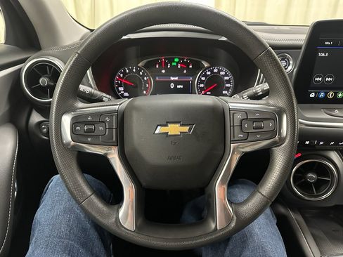 Certified 2024 Chevrolet Blazer LT w/ Convenience Package image 25
