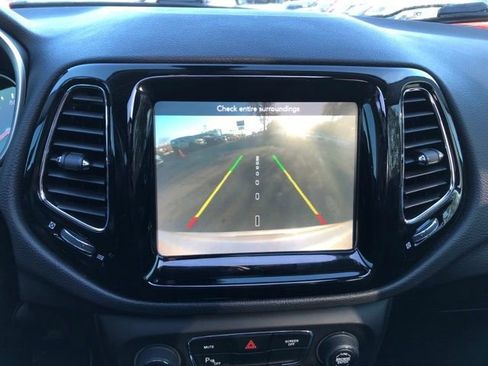 Used 2020 Jeep Compass Limited w/ Safety & Security Group image 16